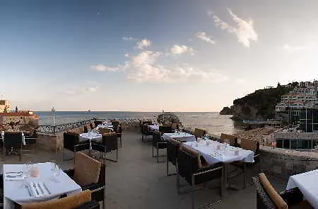 Szálloda Astoria Budva
