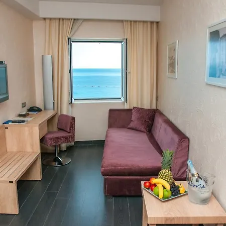 Hotel Astoria 4*
