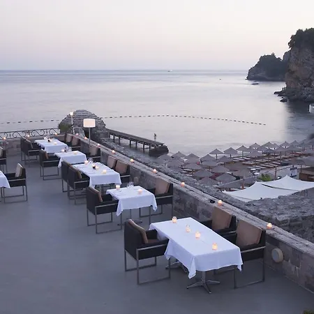 Astoria 4*