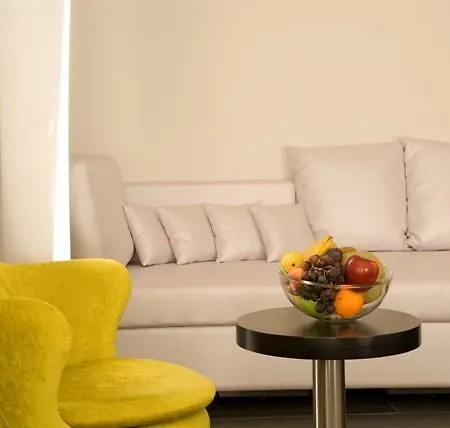 Astoria Hotel 4*