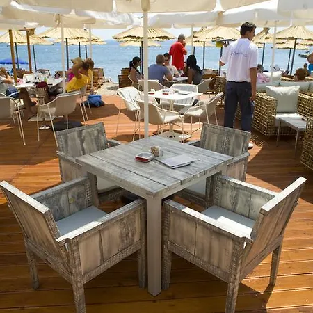 Astoria 4*